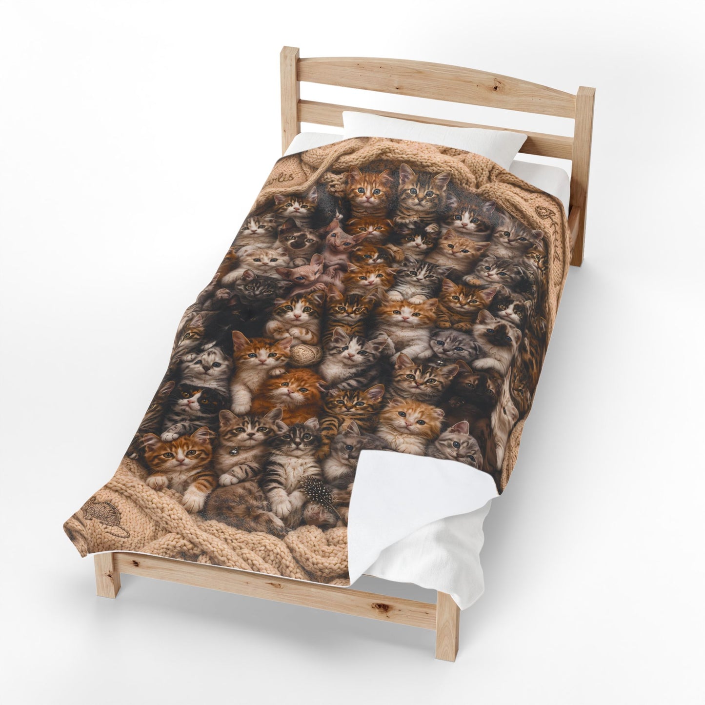 Kitten Nest Velveteen Plush Blanket