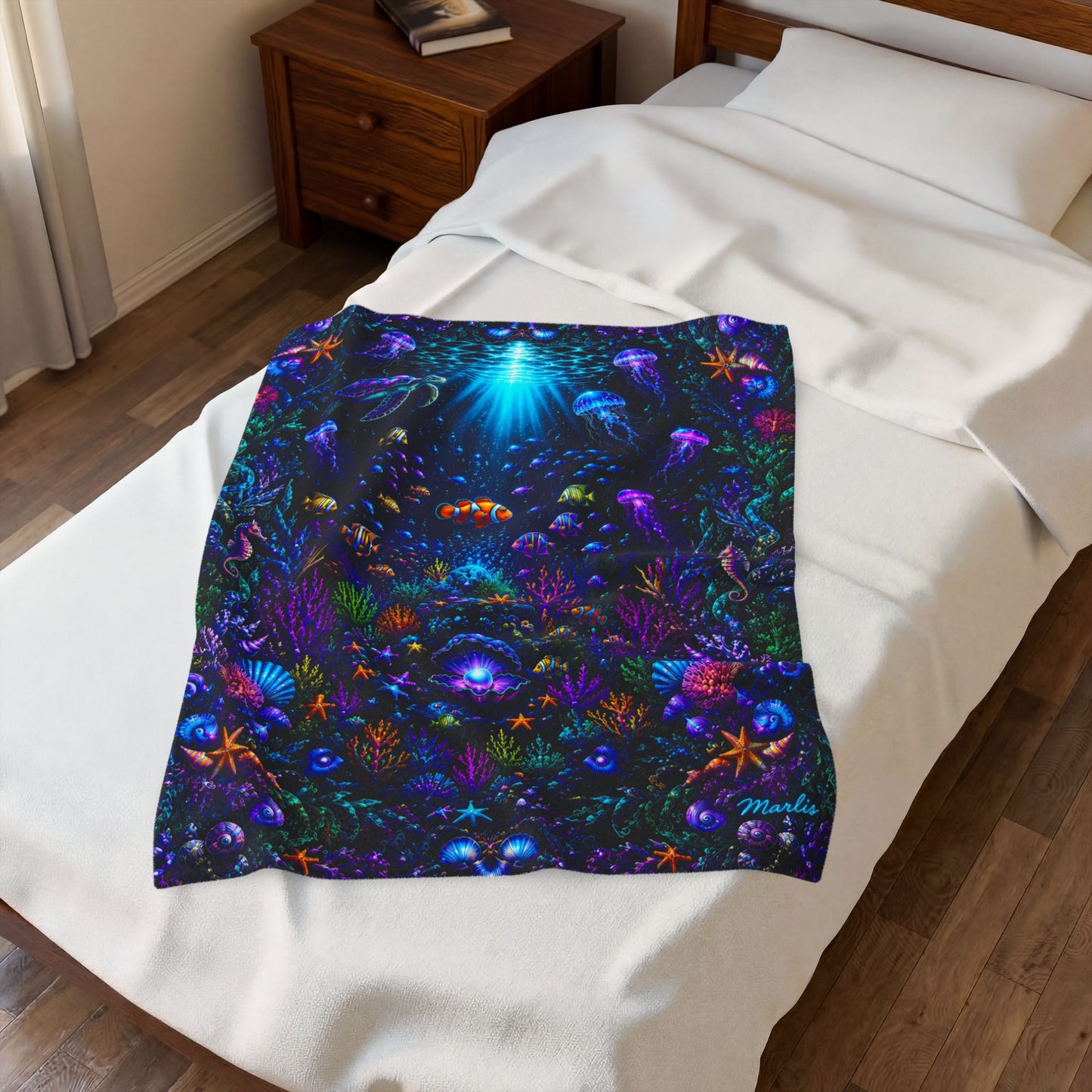Oceanic Glow Nest Velveteen Plush Blanket — Underwater Jellyfish Reef Throw