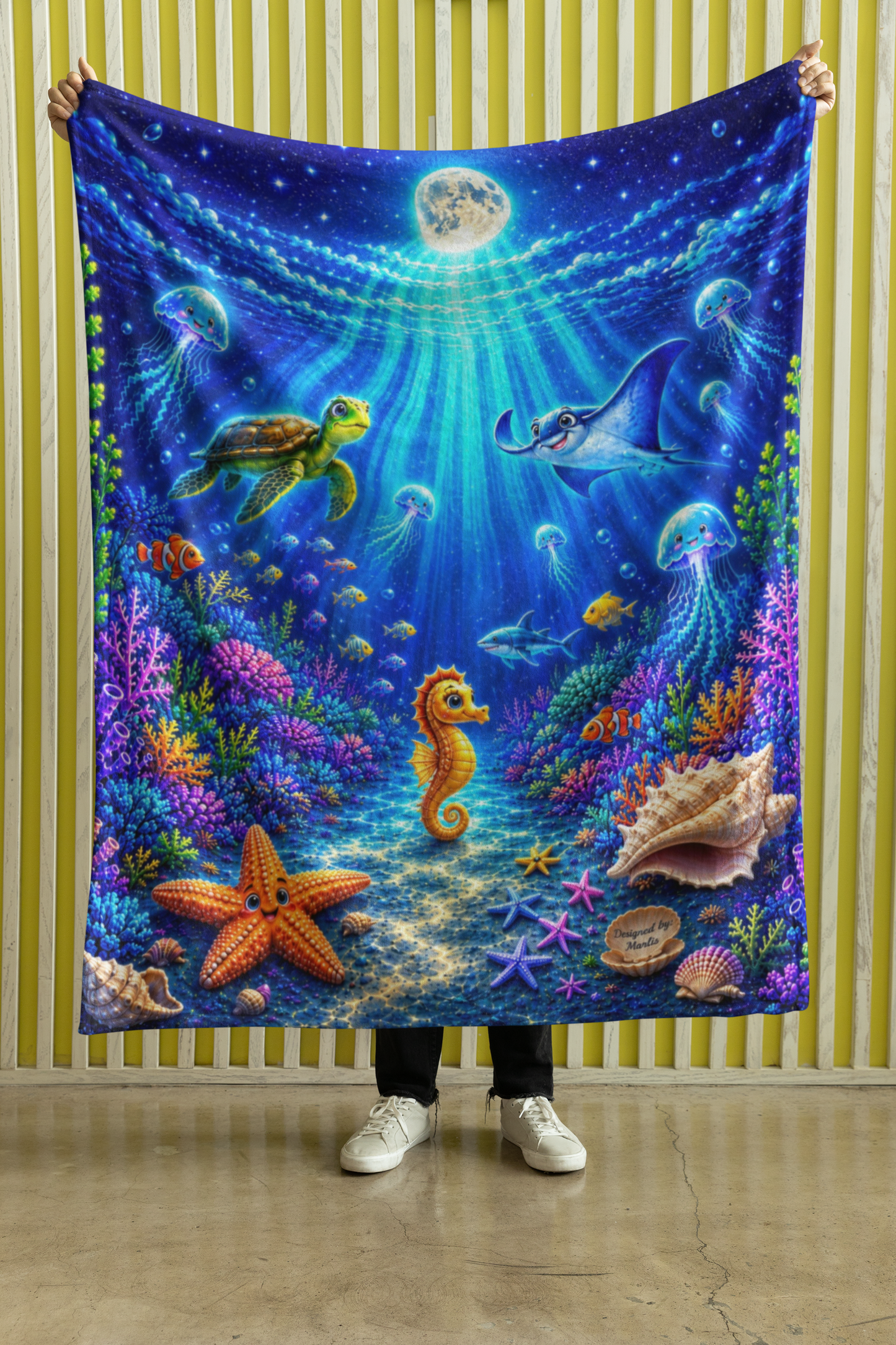 Ocean Friends Glo Nest — Immersive Seek-and-Find Blanket